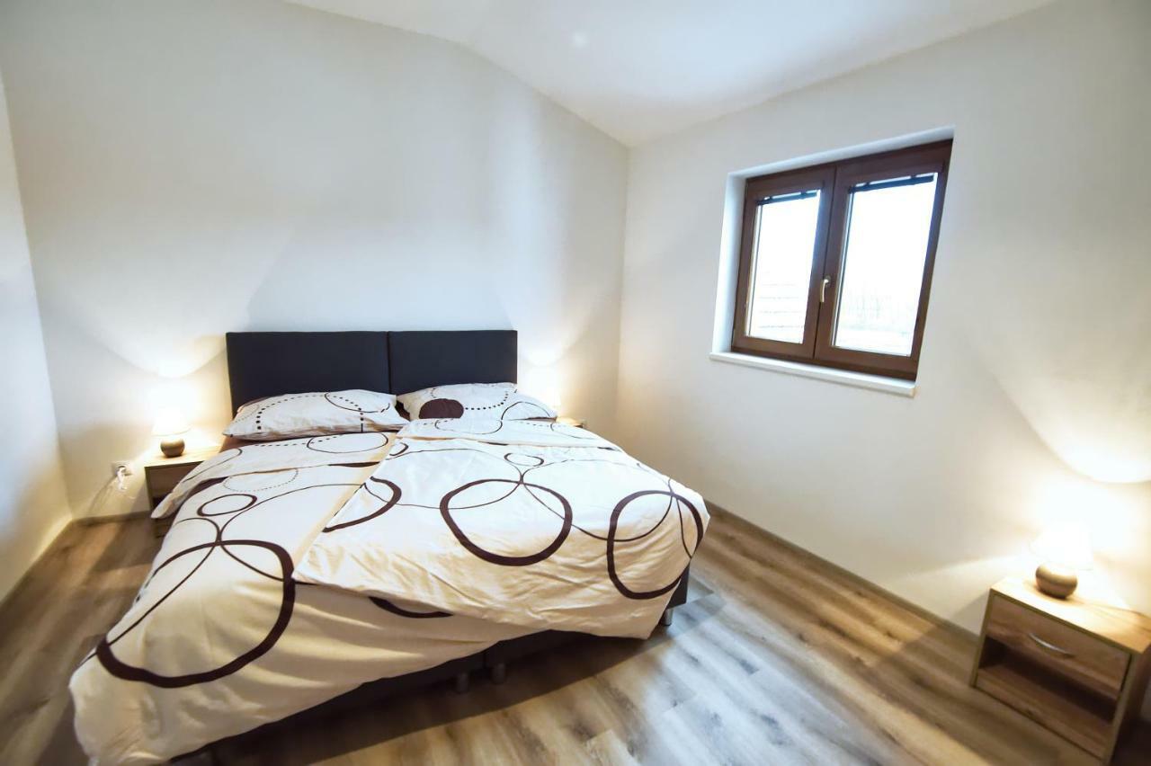 "U Capa" Krasny Apartman V Sedleci Sedlec  Zewnętrze zdjęcie