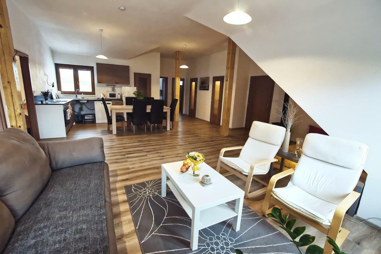 "U Capa" Krasny Apartman V Sedleci Sedlec  Zewnętrze zdjęcie