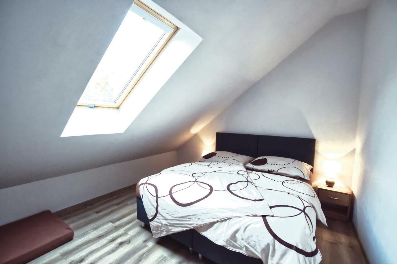 "U Capa" Krasny Apartman V Sedleci Sedlec  Zewnętrze zdjęcie