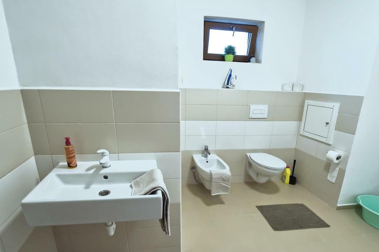 "U Capa" Krasny Apartman V Sedleci Sedlec  Zewnętrze zdjęcie