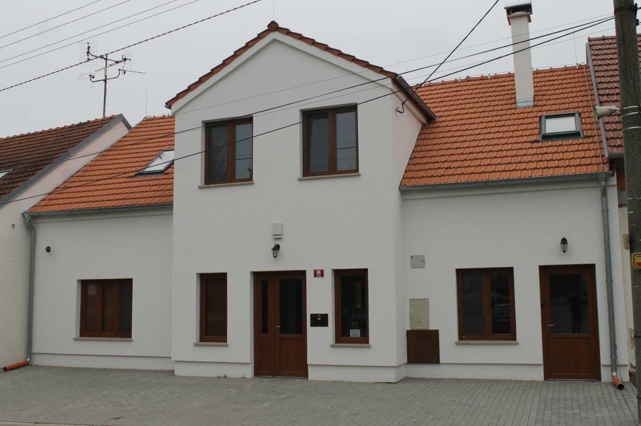 "U Capa" Krasny Apartman V Sedleci Sedlec  Zewnętrze zdjęcie